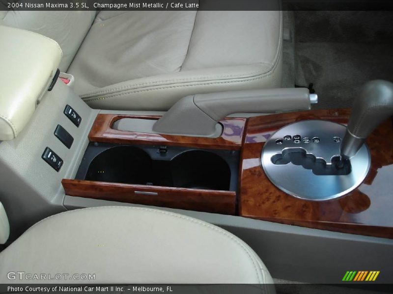 Champagne Mist Metallic / Cafe Latte 2004 Nissan Maxima 3.5 SL
