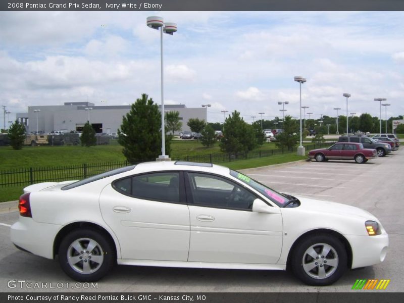 Ivory White / Ebony 2008 Pontiac Grand Prix Sedan