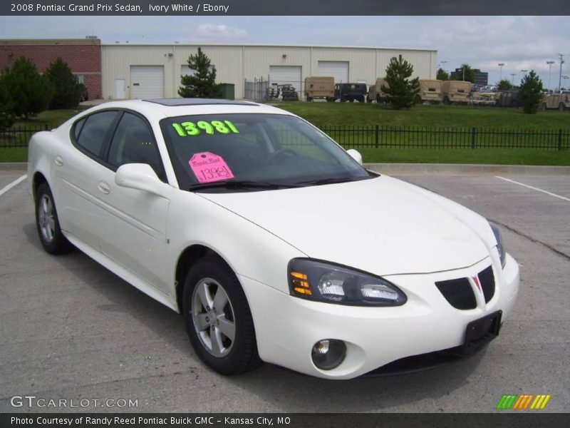 Ivory White / Ebony 2008 Pontiac Grand Prix Sedan