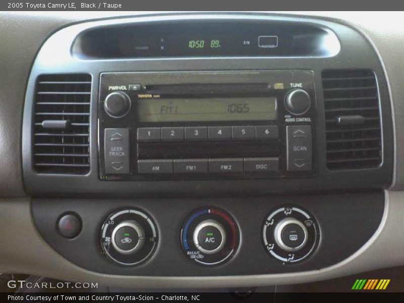 Black / Taupe 2005 Toyota Camry LE