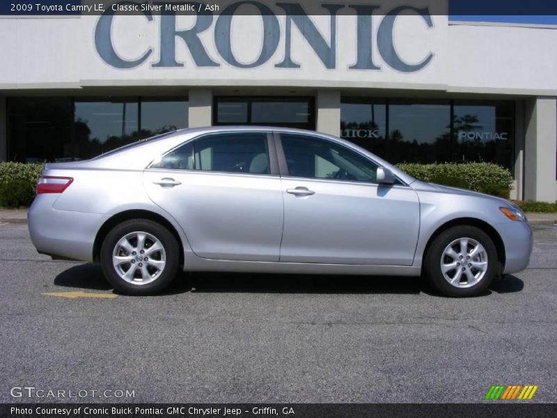 Classic Silver Metallic / Ash 2009 Toyota Camry LE