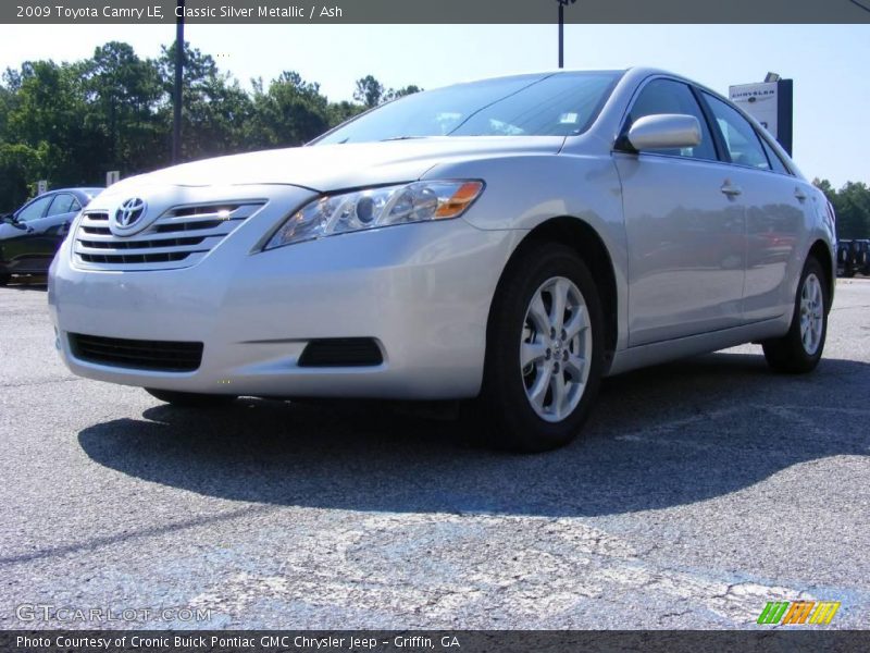 Classic Silver Metallic / Ash 2009 Toyota Camry LE