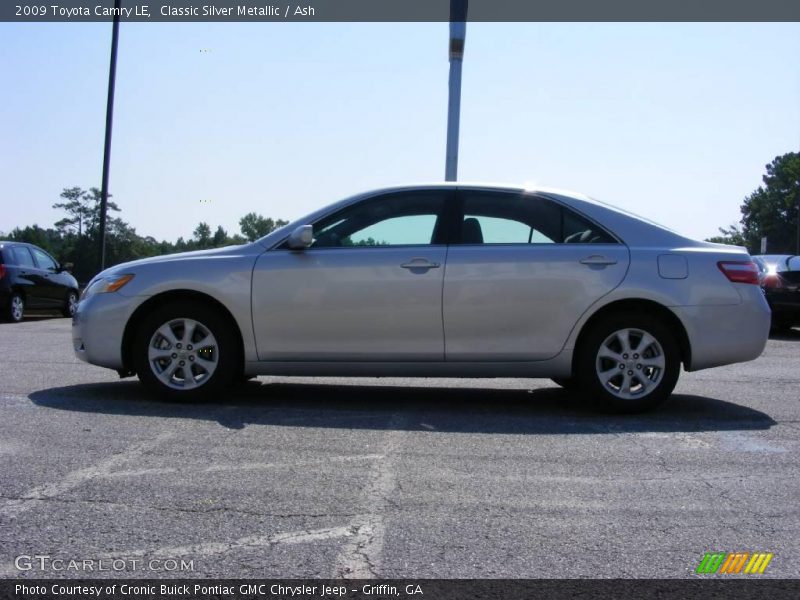 Classic Silver Metallic / Ash 2009 Toyota Camry LE