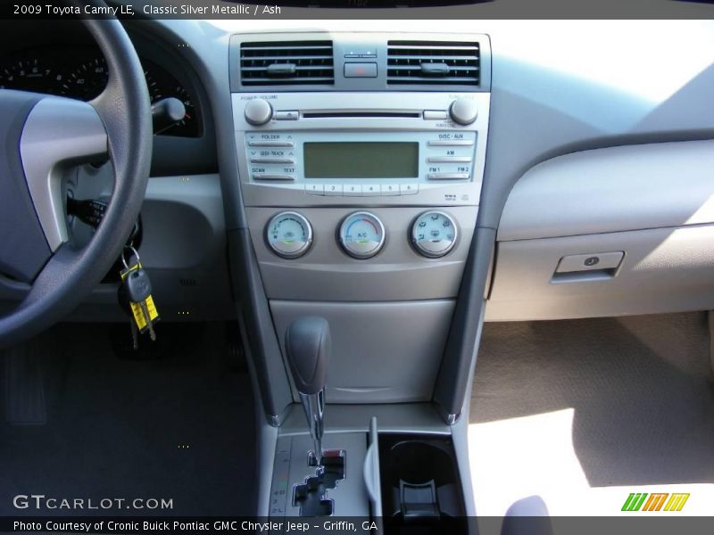Classic Silver Metallic / Ash 2009 Toyota Camry LE