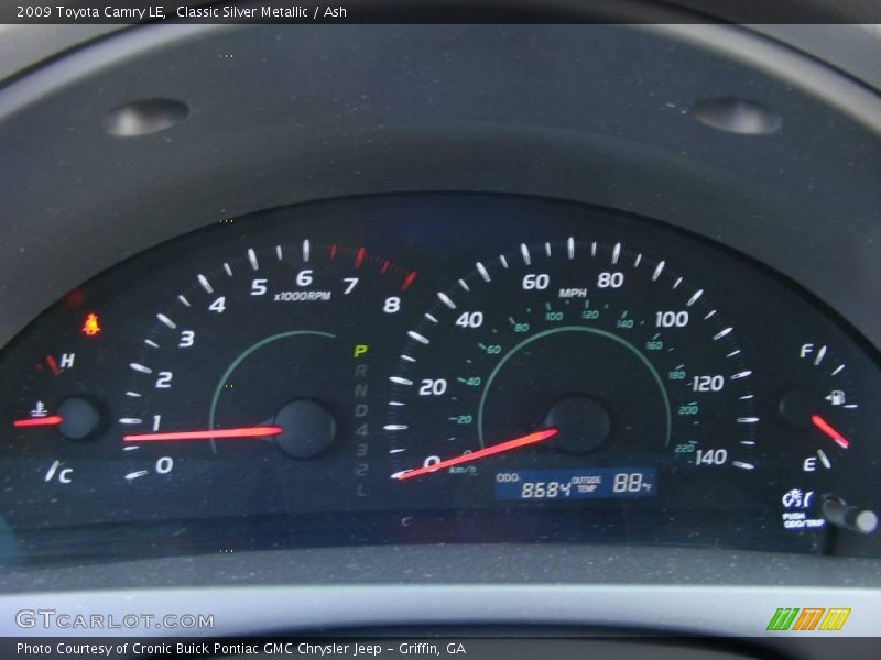 Classic Silver Metallic / Ash 2009 Toyota Camry LE