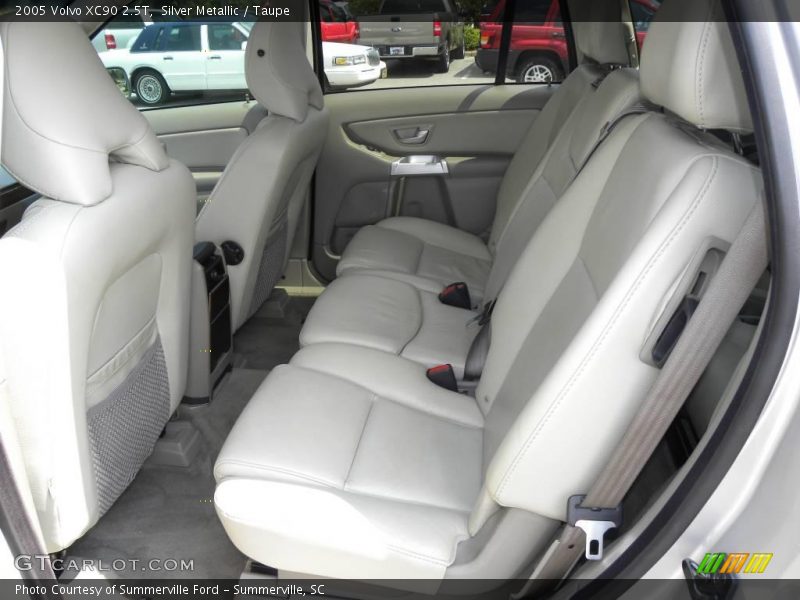 Silver Metallic / Taupe 2005 Volvo XC90 2.5T