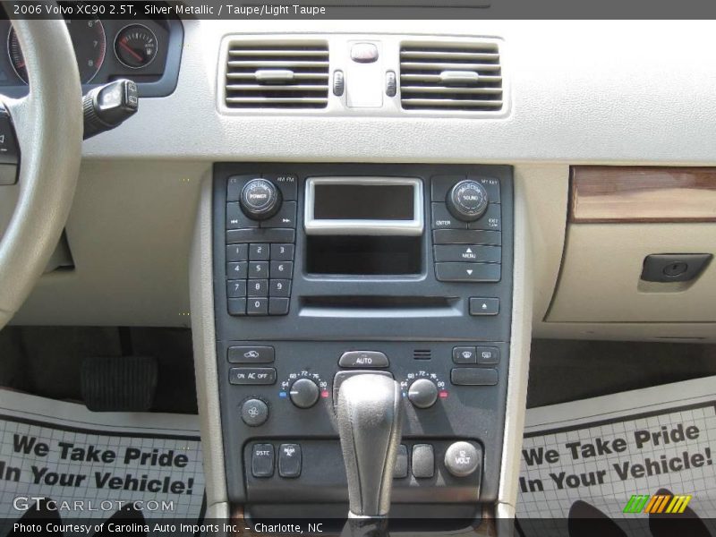 Silver Metallic / Taupe/Light Taupe 2006 Volvo XC90 2.5T
