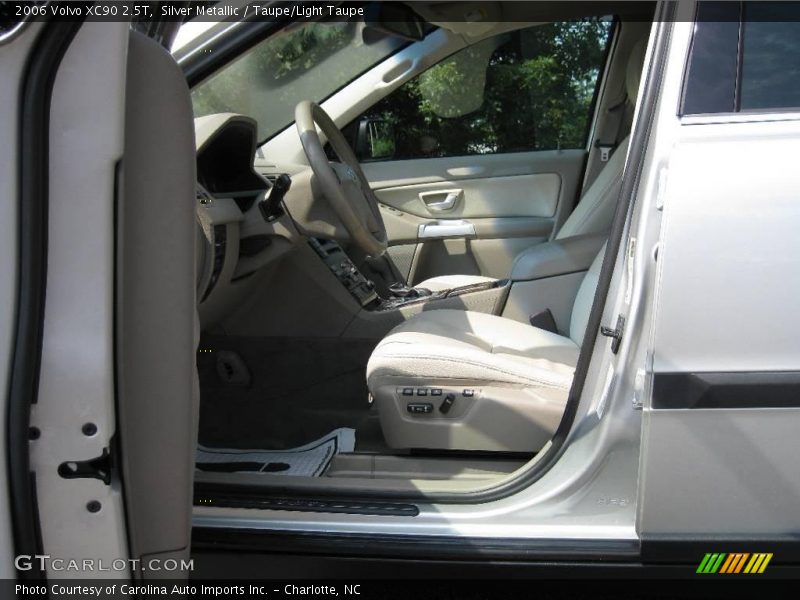 Silver Metallic / Taupe/Light Taupe 2006 Volvo XC90 2.5T