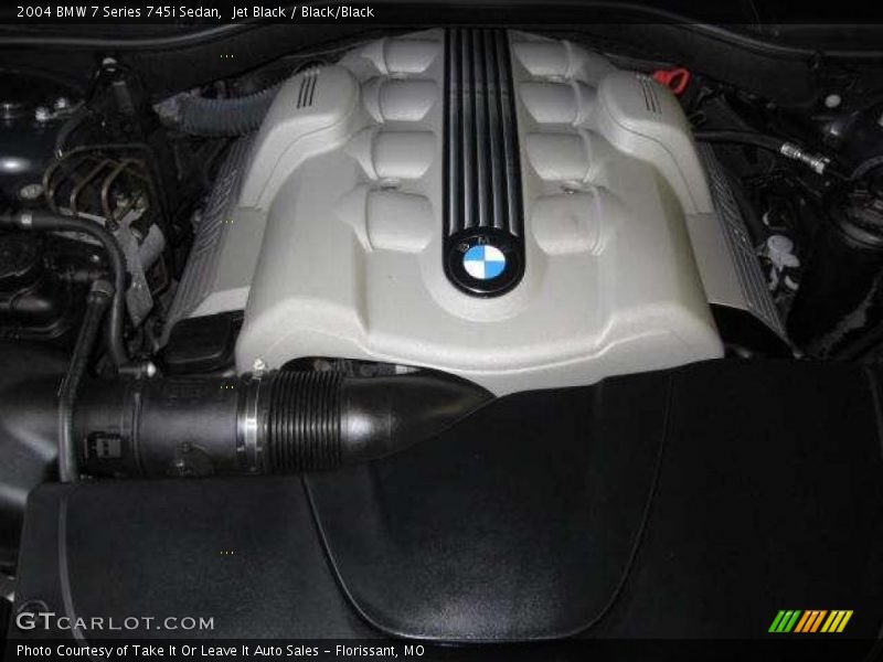 Jet Black / Black/Black 2004 BMW 7 Series 745i Sedan