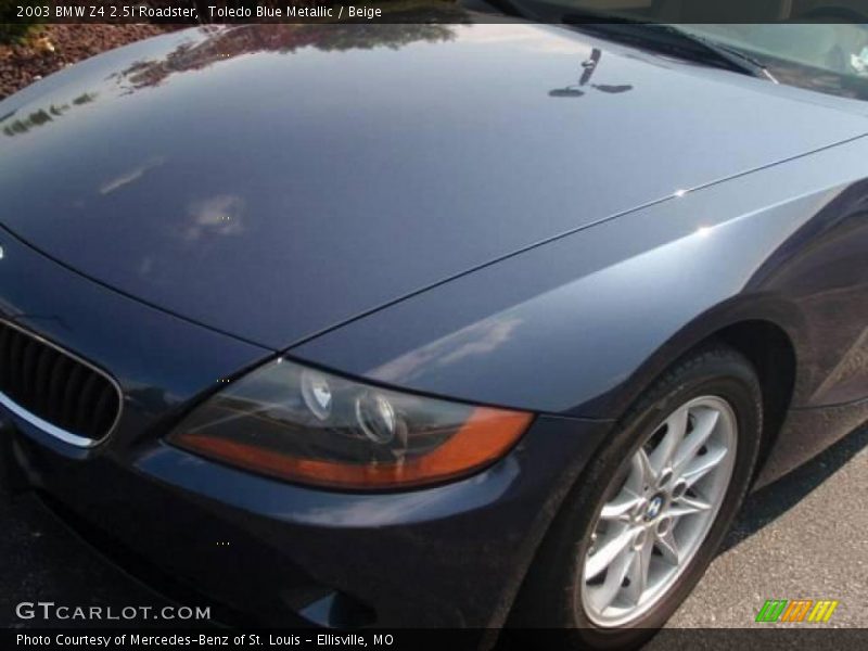 Toledo Blue Metallic / Beige 2003 BMW Z4 2.5i Roadster