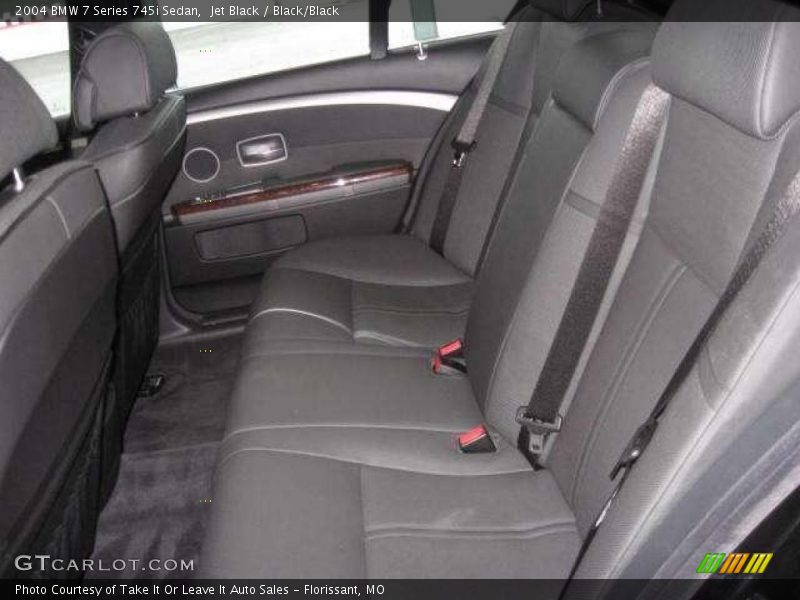 Jet Black / Black/Black 2004 BMW 7 Series 745i Sedan
