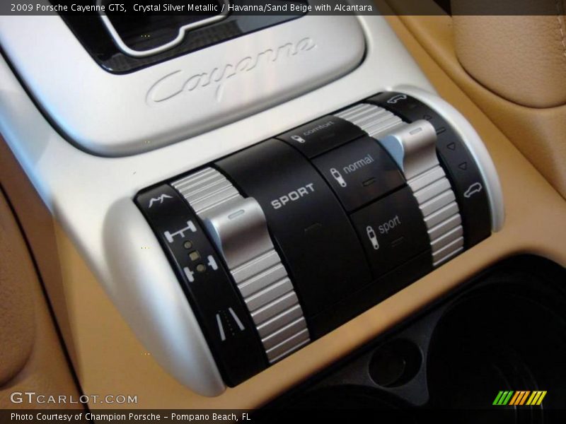 Crystal Silver Metallic / Havanna/Sand Beige with Alcantara 2009 Porsche Cayenne GTS