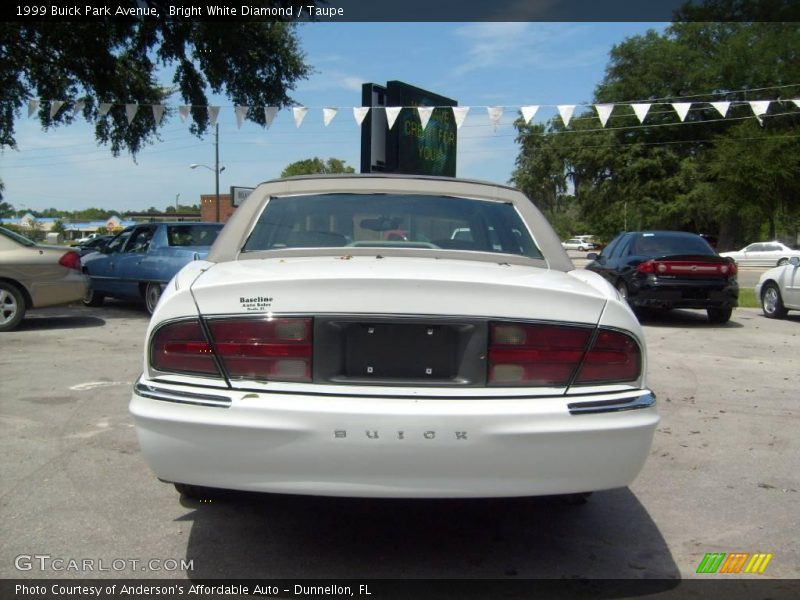 Bright White Diamond / Taupe 1999 Buick Park Avenue