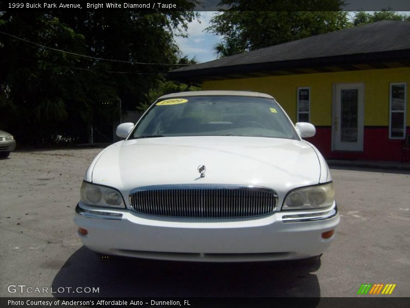 Bright White Diamond / Taupe 1999 Buick Park Avenue