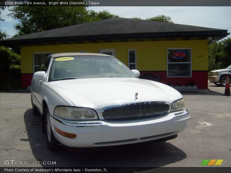 Bright White Diamond / Taupe 1999 Buick Park Avenue