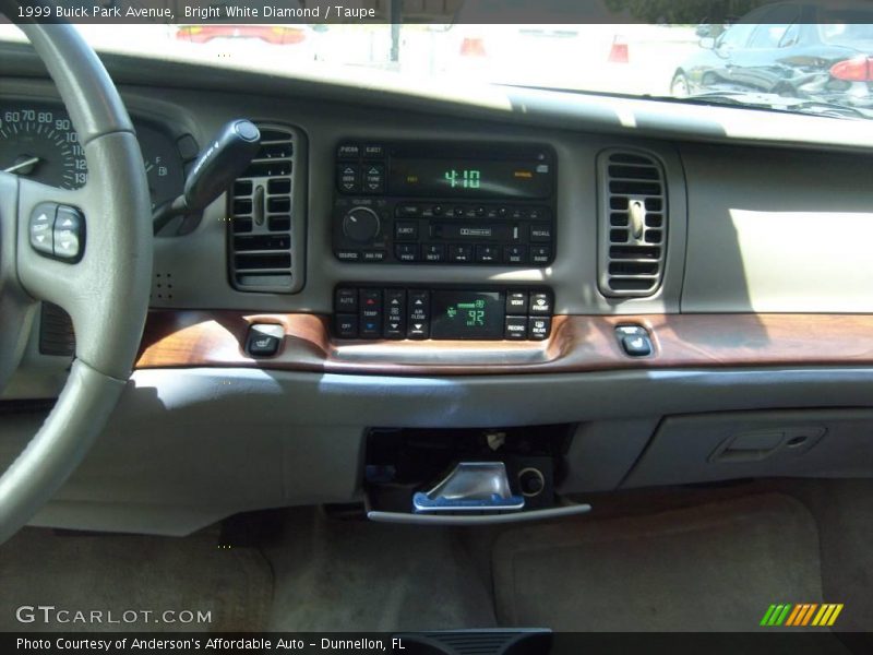 Bright White Diamond / Taupe 1999 Buick Park Avenue