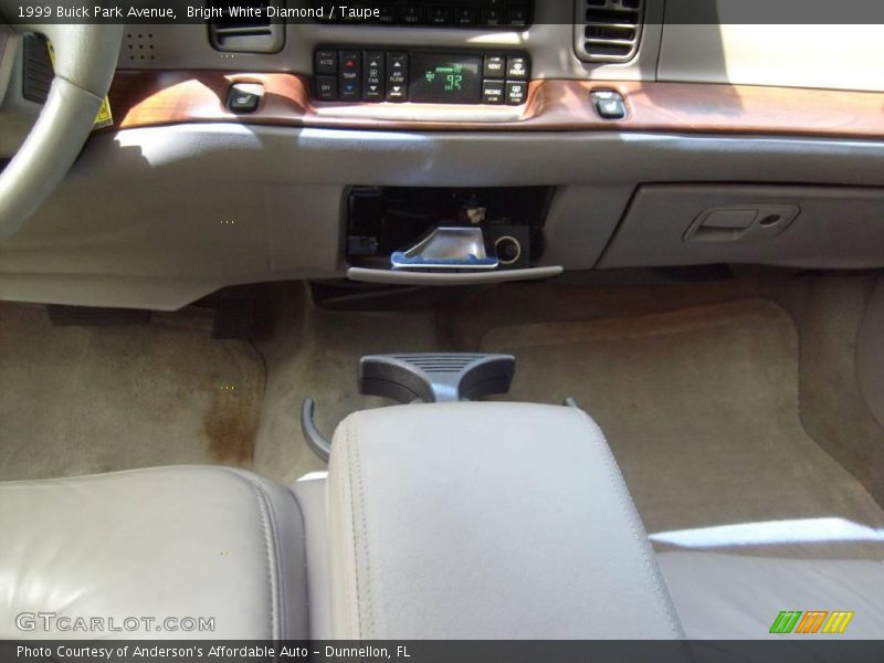 Bright White Diamond / Taupe 1999 Buick Park Avenue