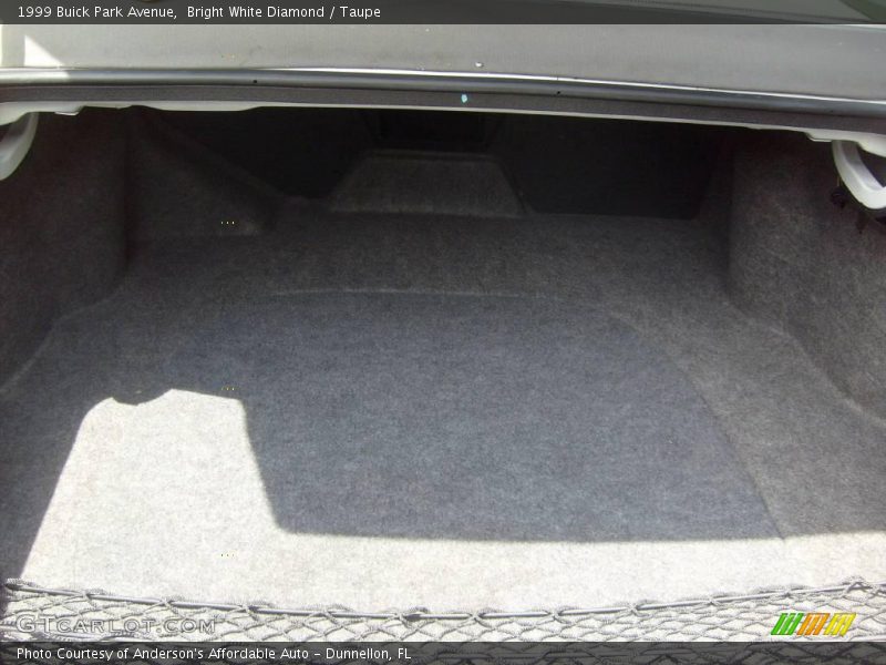 Bright White Diamond / Taupe 1999 Buick Park Avenue