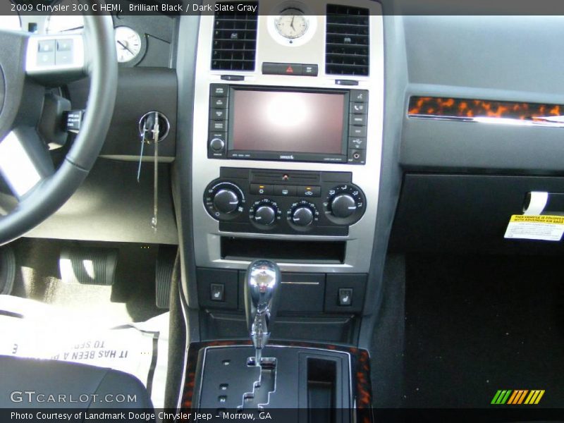 Brilliant Black / Dark Slate Gray 2009 Chrysler 300 C HEMI