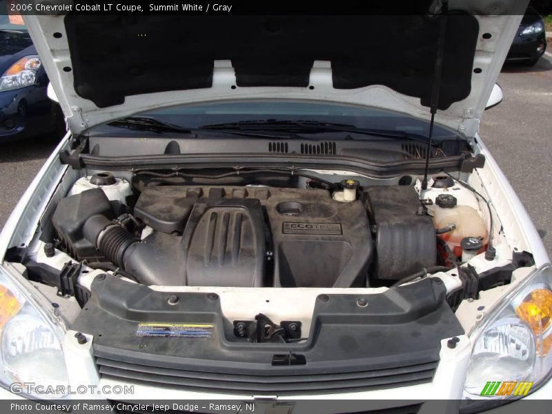 Summit White / Gray 2006 Chevrolet Cobalt LT Coupe