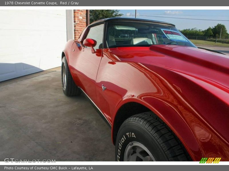Red / Gray 1978 Chevrolet Corvette Coupe