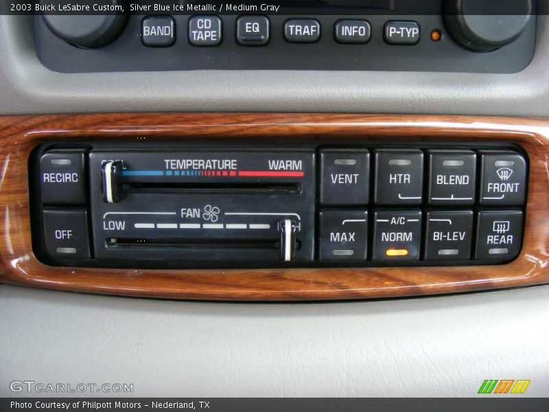 Silver Blue Ice Metallic / Medium Gray 2003 Buick LeSabre Custom