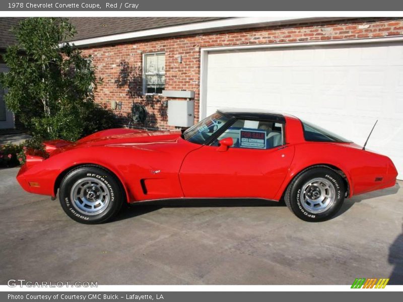 Red / Gray 1978 Chevrolet Corvette Coupe