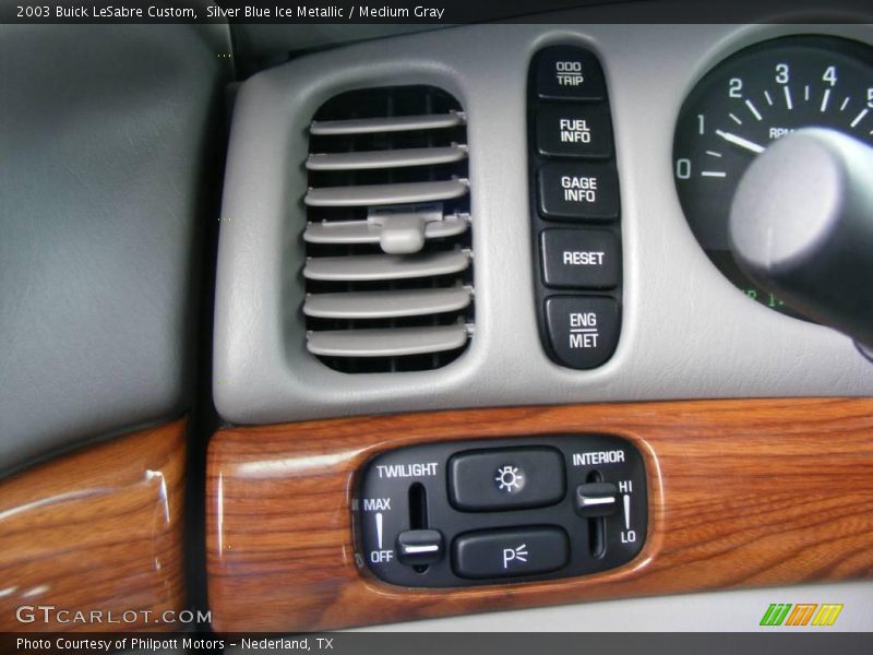 Silver Blue Ice Metallic / Medium Gray 2003 Buick LeSabre Custom