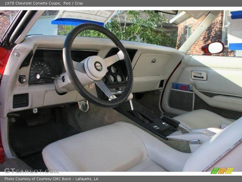 Red / Gray 1978 Chevrolet Corvette Coupe