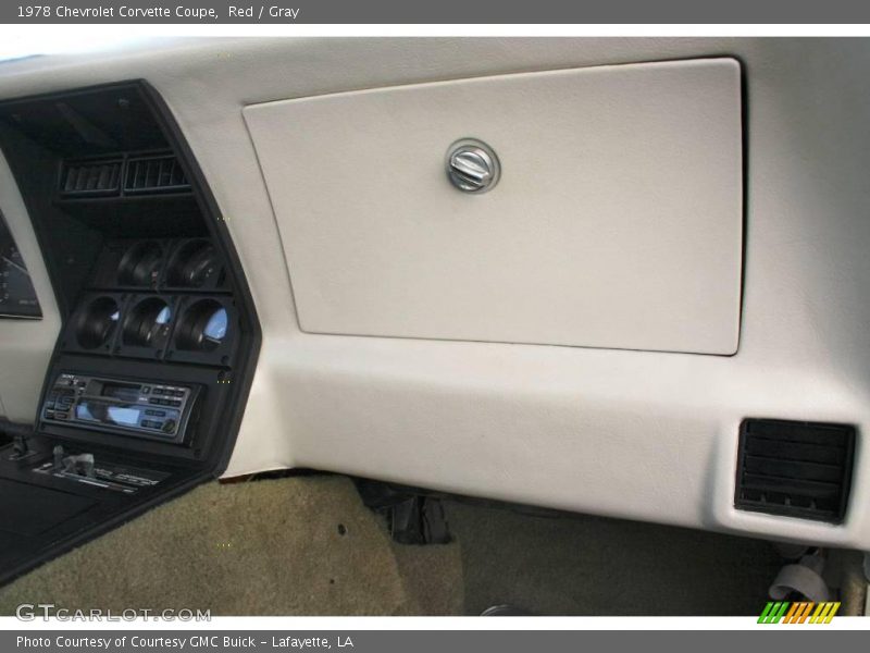 Red / Gray 1978 Chevrolet Corvette Coupe