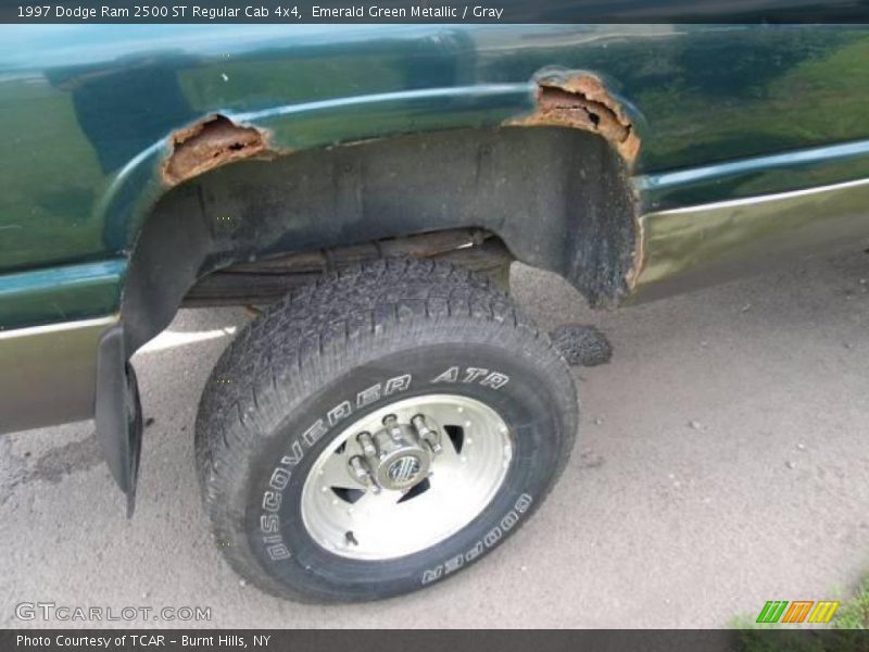 Emerald Green Metallic / Gray 1997 Dodge Ram 2500 ST Regular Cab 4x4