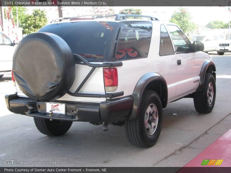 Summit White / Medium Gray 2001 Chevrolet Blazer LS 4x4
