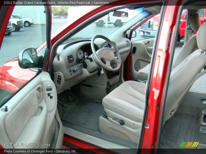 Inferno Red Pearlcoat / Sandstone 2001 Dodge Grand Caravan Sport