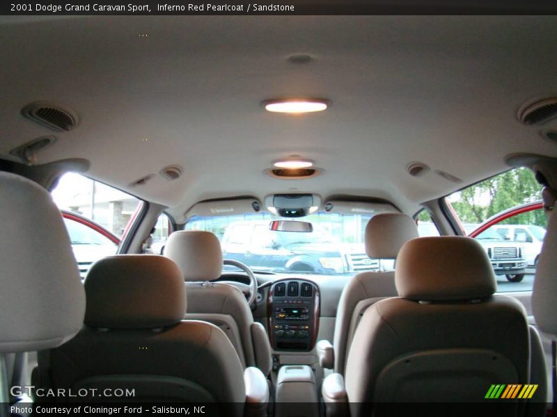 Inferno Red Pearlcoat / Sandstone 2001 Dodge Grand Caravan Sport
