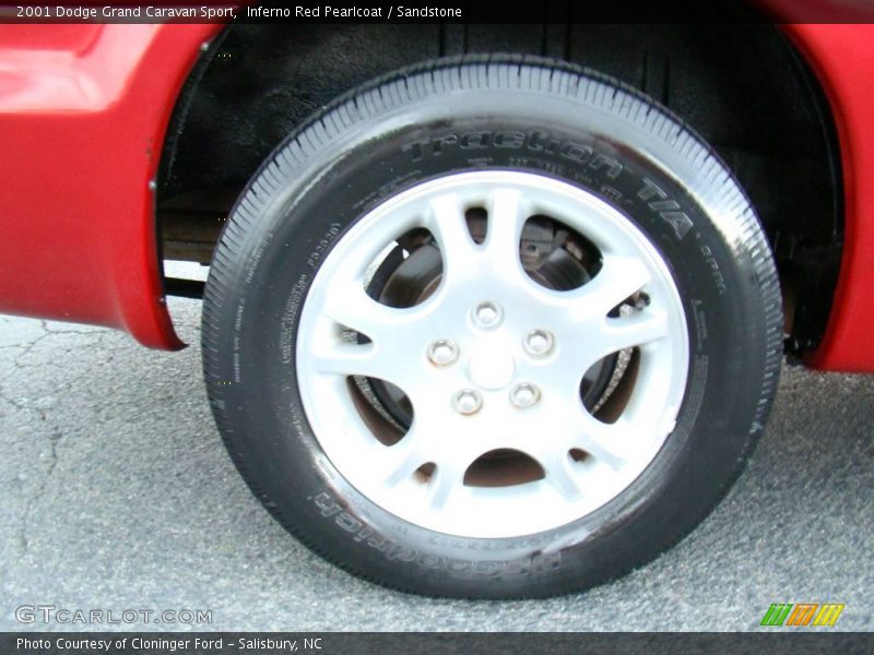 Inferno Red Pearlcoat / Sandstone 2001 Dodge Grand Caravan Sport