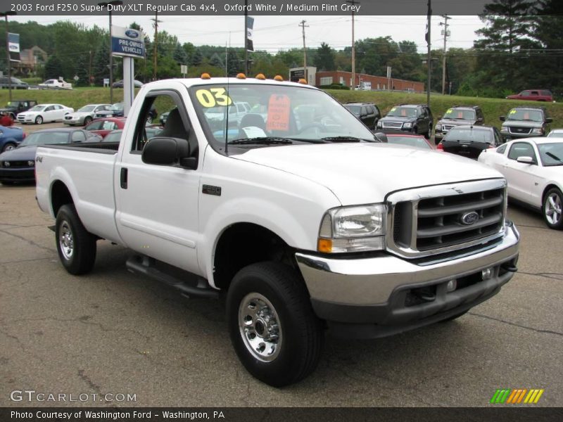 Oxford White / Medium Flint Grey 2003 Ford F250 Super Duty XLT Regular Cab 4x4