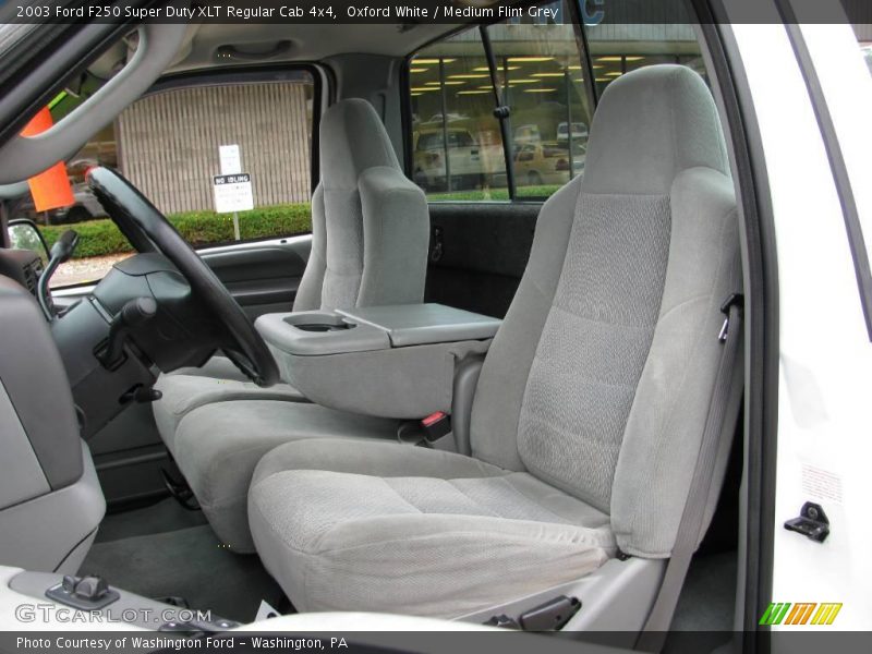 Oxford White / Medium Flint Grey 2003 Ford F250 Super Duty XLT Regular Cab 4x4