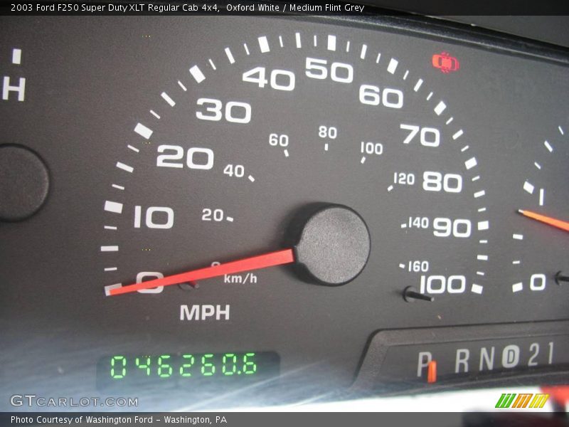 Oxford White / Medium Flint Grey 2003 Ford F250 Super Duty XLT Regular Cab 4x4