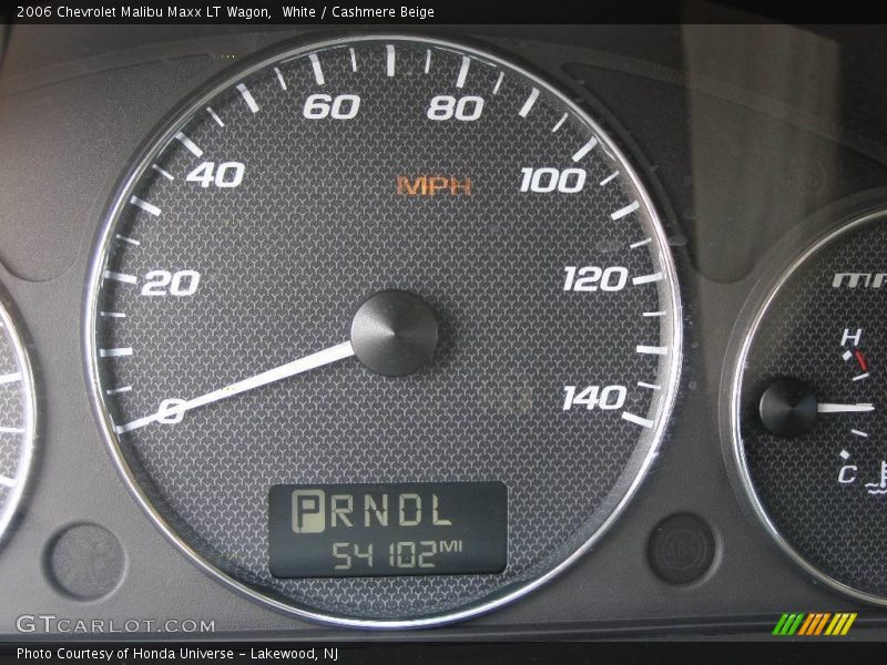 White / Cashmere Beige 2006 Chevrolet Malibu Maxx LT Wagon