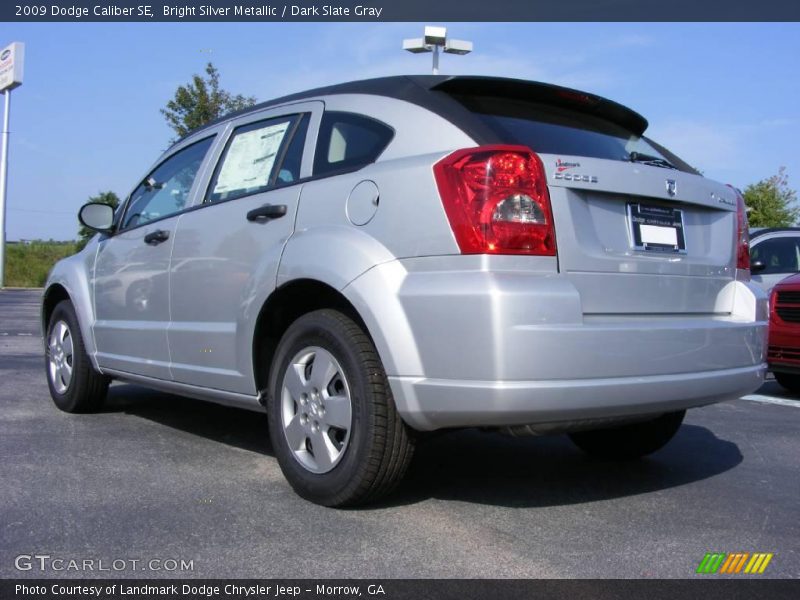Bright Silver Metallic / Dark Slate Gray 2009 Dodge Caliber SE