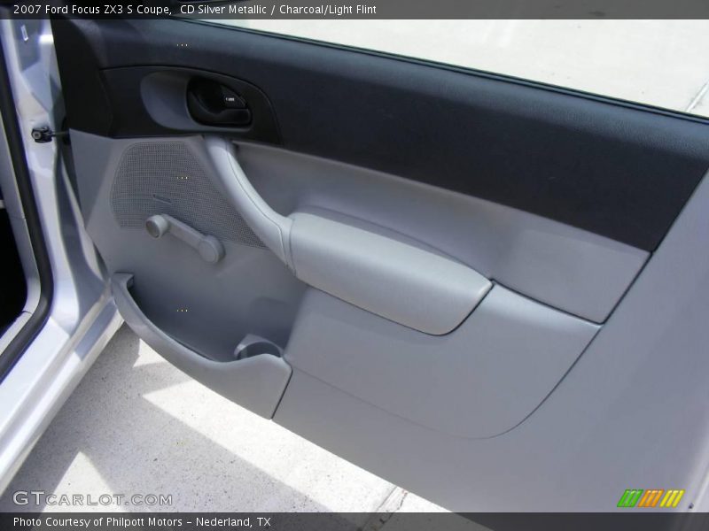 CD Silver Metallic / Charcoal/Light Flint 2007 Ford Focus ZX3 S Coupe