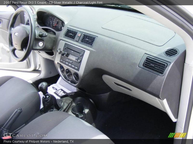CD Silver Metallic / Charcoal/Light Flint 2007 Ford Focus ZX3 S Coupe