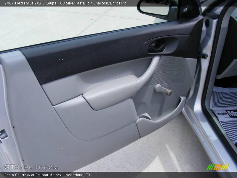 CD Silver Metallic / Charcoal/Light Flint 2007 Ford Focus ZX3 S Coupe