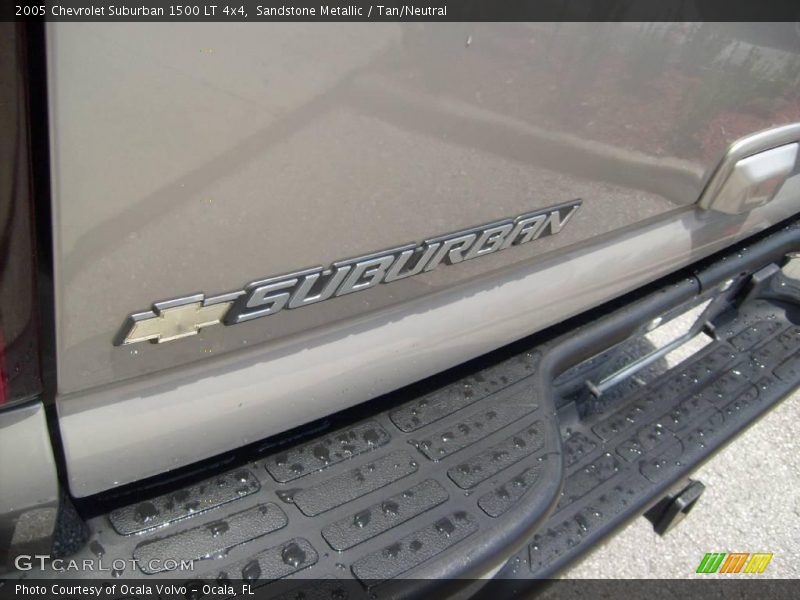 Sandstone Metallic / Tan/Neutral 2005 Chevrolet Suburban 1500 LT 4x4