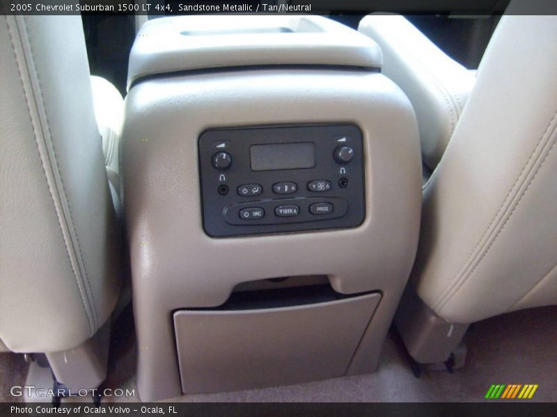 Sandstone Metallic / Tan/Neutral 2005 Chevrolet Suburban 1500 LT 4x4