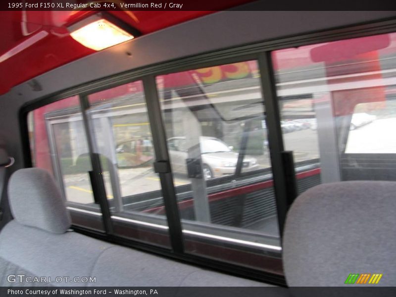 Vermillion Red / Gray 1995 Ford F150 XL Regular Cab 4x4