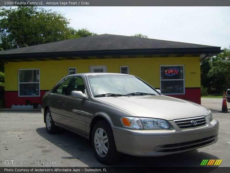Antique Sage Pearl / Gray 2000 Toyota Camry LE