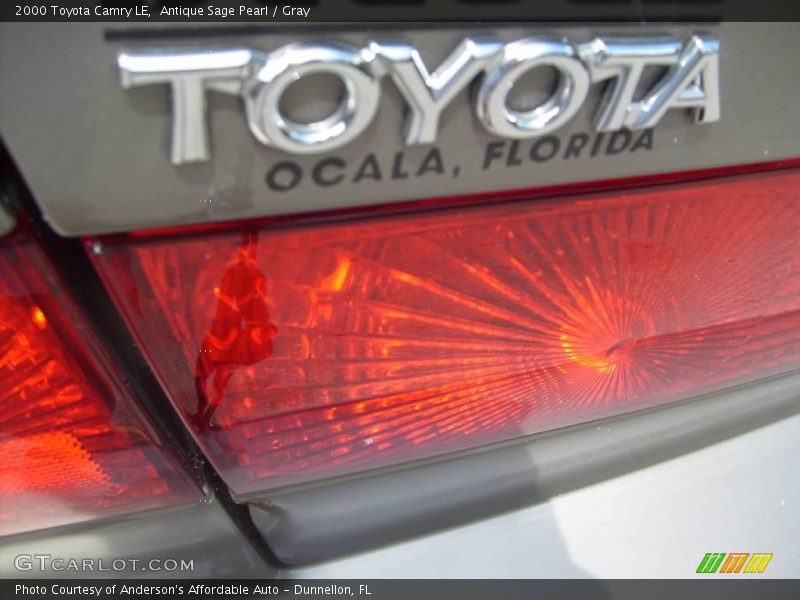 Antique Sage Pearl / Gray 2000 Toyota Camry LE