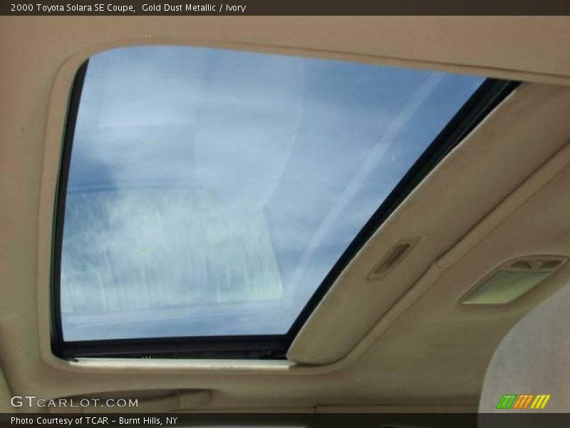 Gold Dust Metallic / Ivory 2000 Toyota Solara SE Coupe