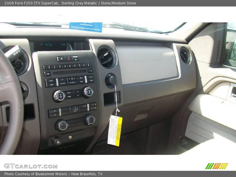 Sterling Grey Metallic / Stone/Medium Stone 2009 Ford F150 STX SuperCab